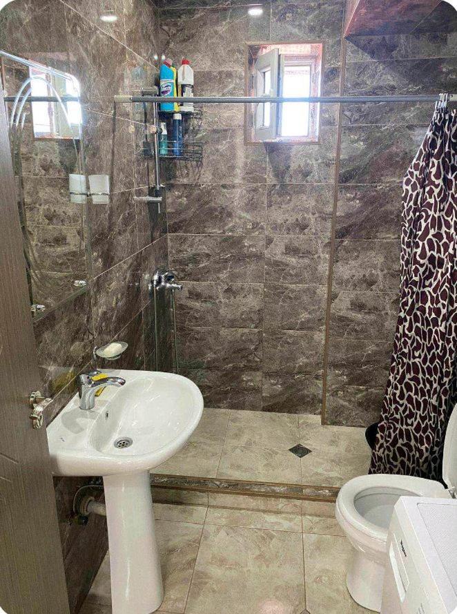 Apartament With Sea View Apartment Batumi Room photo